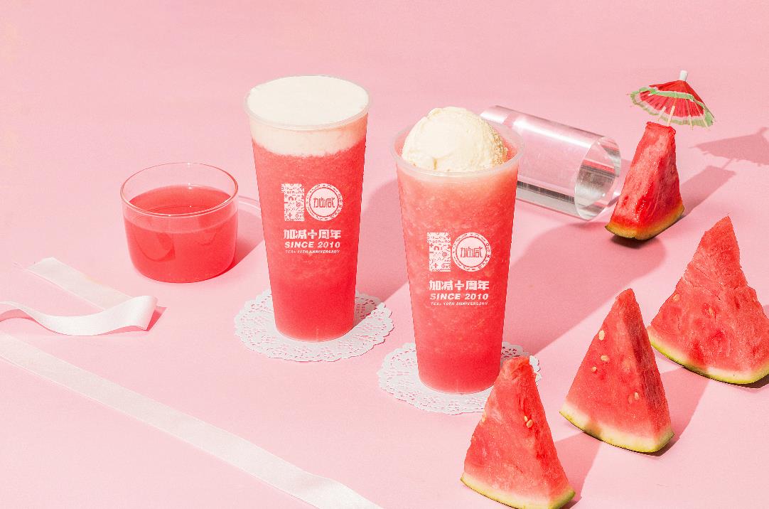 这个夏天，尊龙集团以产品决胜，当红不让！